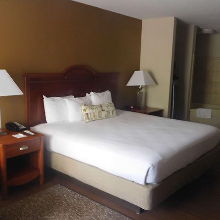 Best Western Shenandoah Inn Newnan Bagian luar foto
