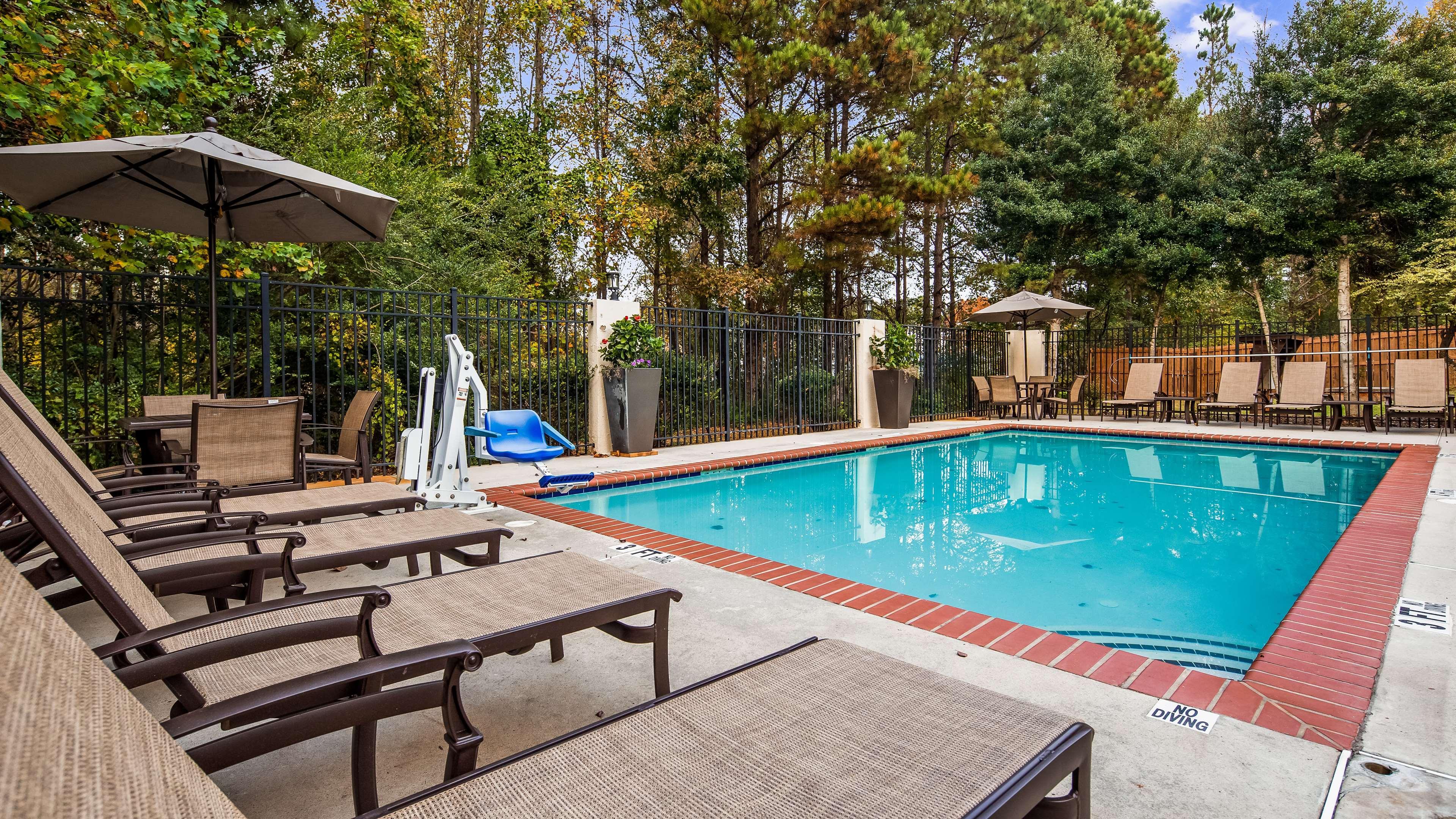 Best Western Shenandoah Inn Newnan Bagian luar foto