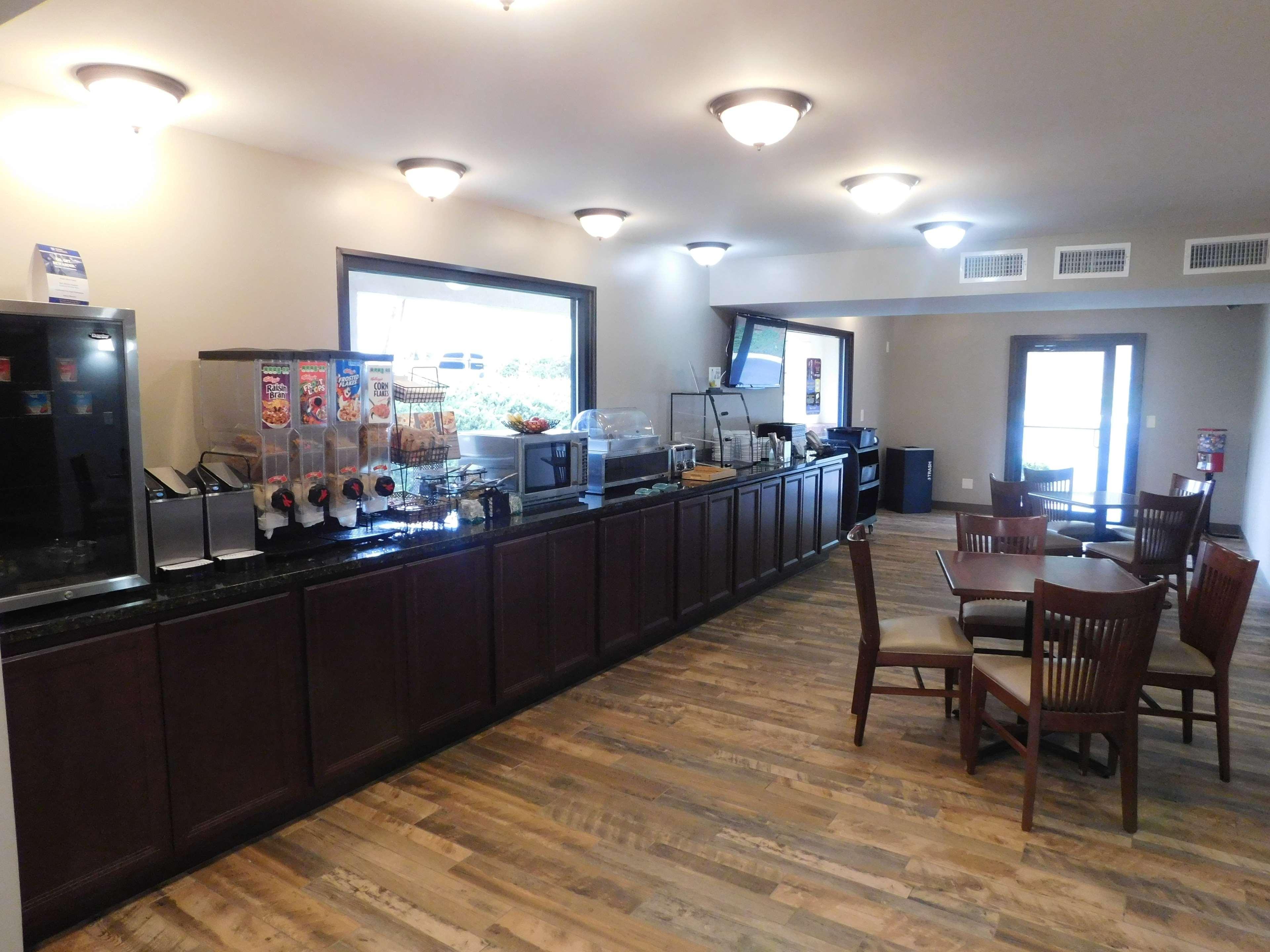 Best Western Shenandoah Inn Newnan Bagian luar foto