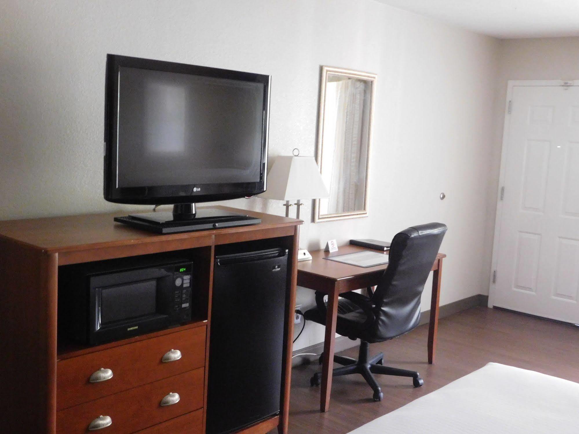 Best Western Shenandoah Inn Newnan Bagian luar foto