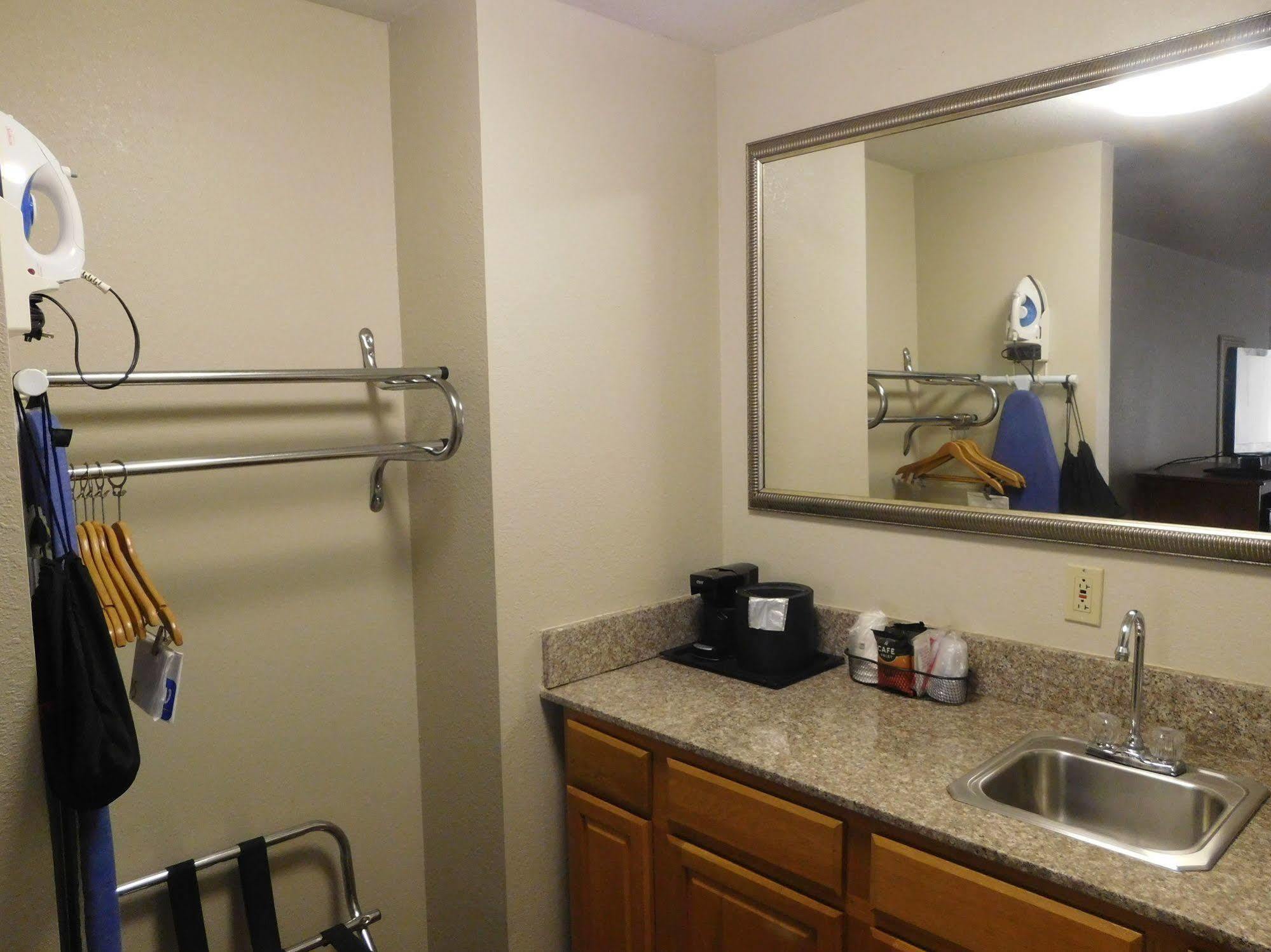 Best Western Shenandoah Inn Newnan Bagian luar foto